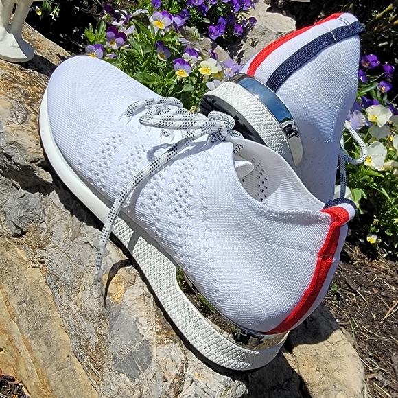 URBAN SPORTS by J SLIDES ♡ White Canvas Red|White|Blue w/Chrome Lace Sneakers 9M - Picture 1 of 16